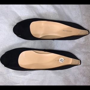 Black Peep Toe Liz Claiborne Heels- Pre owned